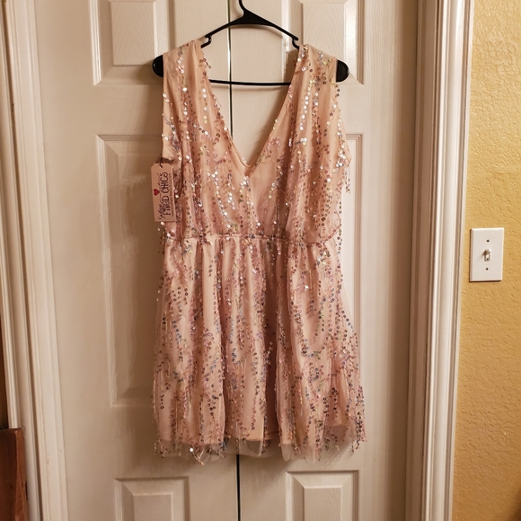 Southern Fried Chics Dresses & Skirts - 🆕️Sequined Dress